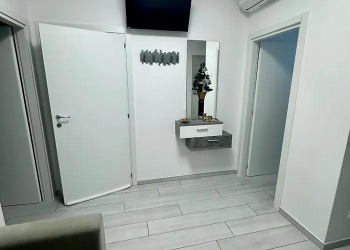 Carli's شقة كوماكيو